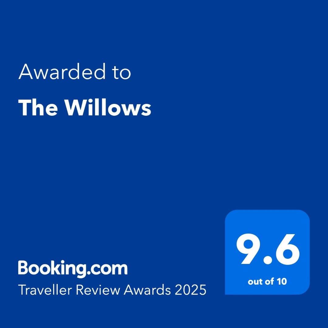 The Willows Selsey Exterior foto